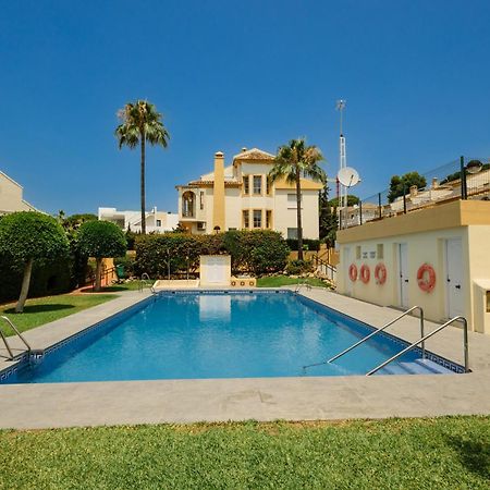 Beautiful Townhouse Walking Distance To The Beach In Costabella, Marbellac Extérieur photo