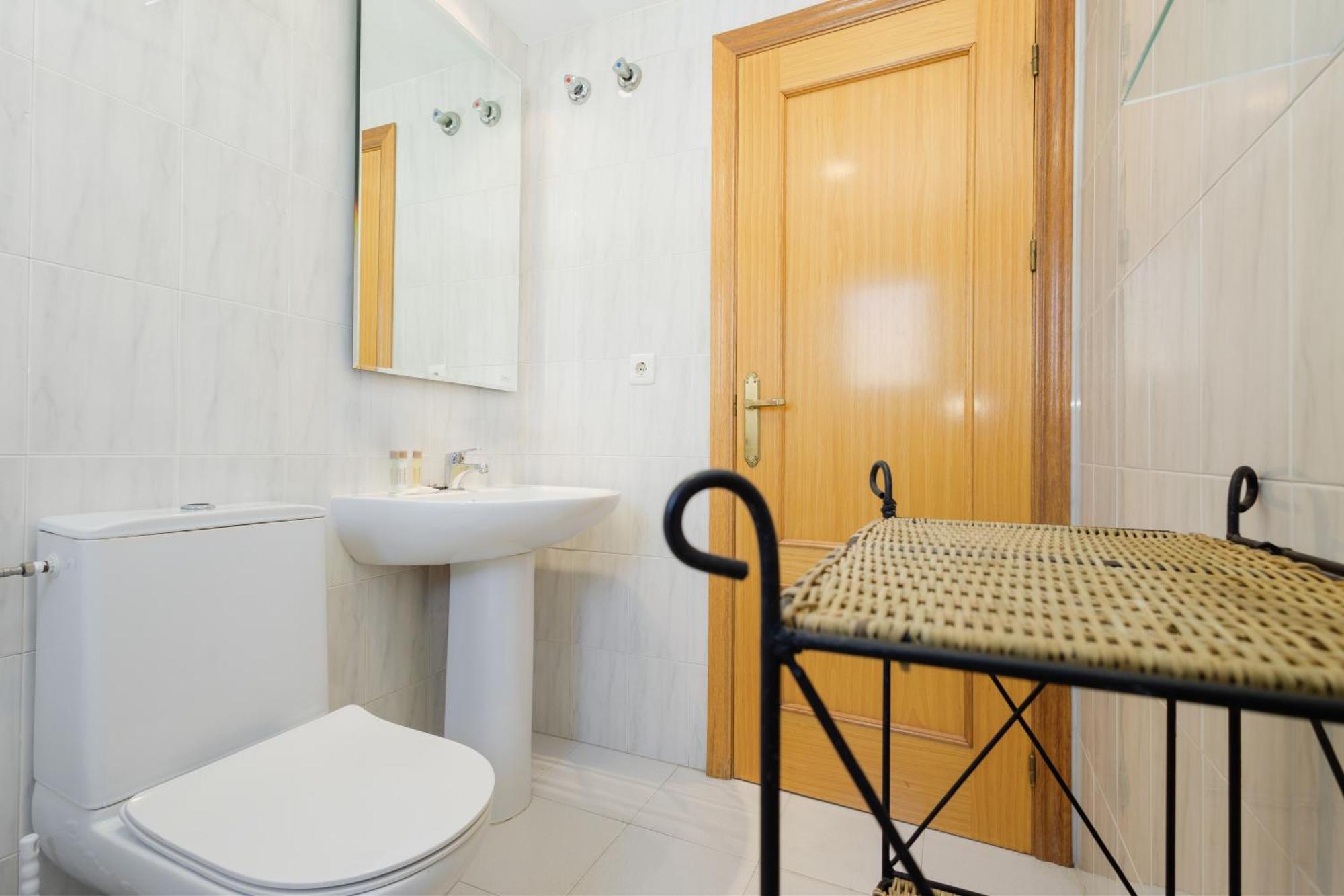 Beautiful Townhouse Walking Distance To The Beach In Costabella, Marbellac Extérieur photo