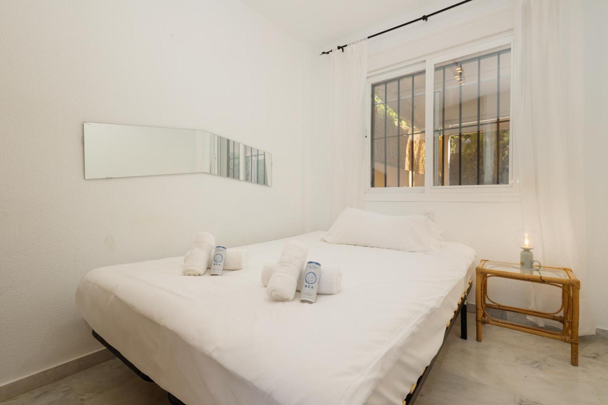 Beautiful Townhouse Walking Distance To The Beach In Costabella, Marbellac Extérieur photo