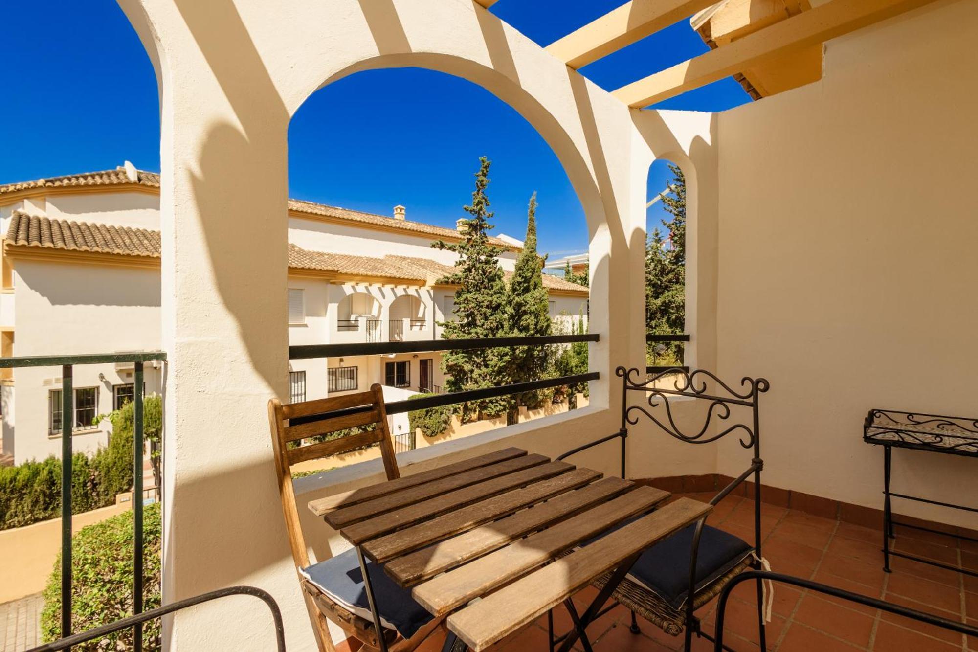 Beautiful Townhouse Walking Distance To The Beach In Costabella, Marbellac Extérieur photo