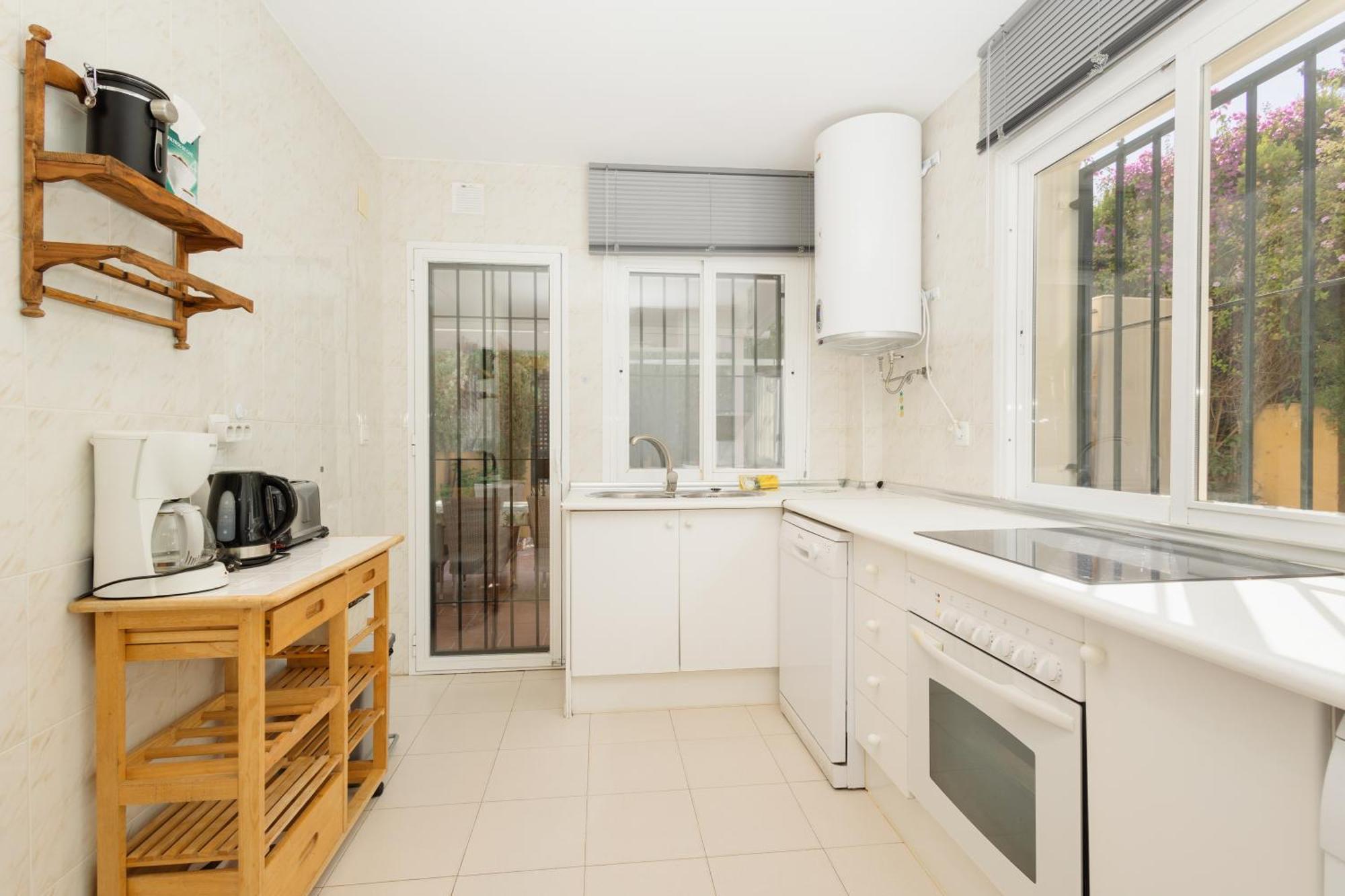 Beautiful Townhouse Walking Distance To The Beach In Costabella, Marbellac Extérieur photo