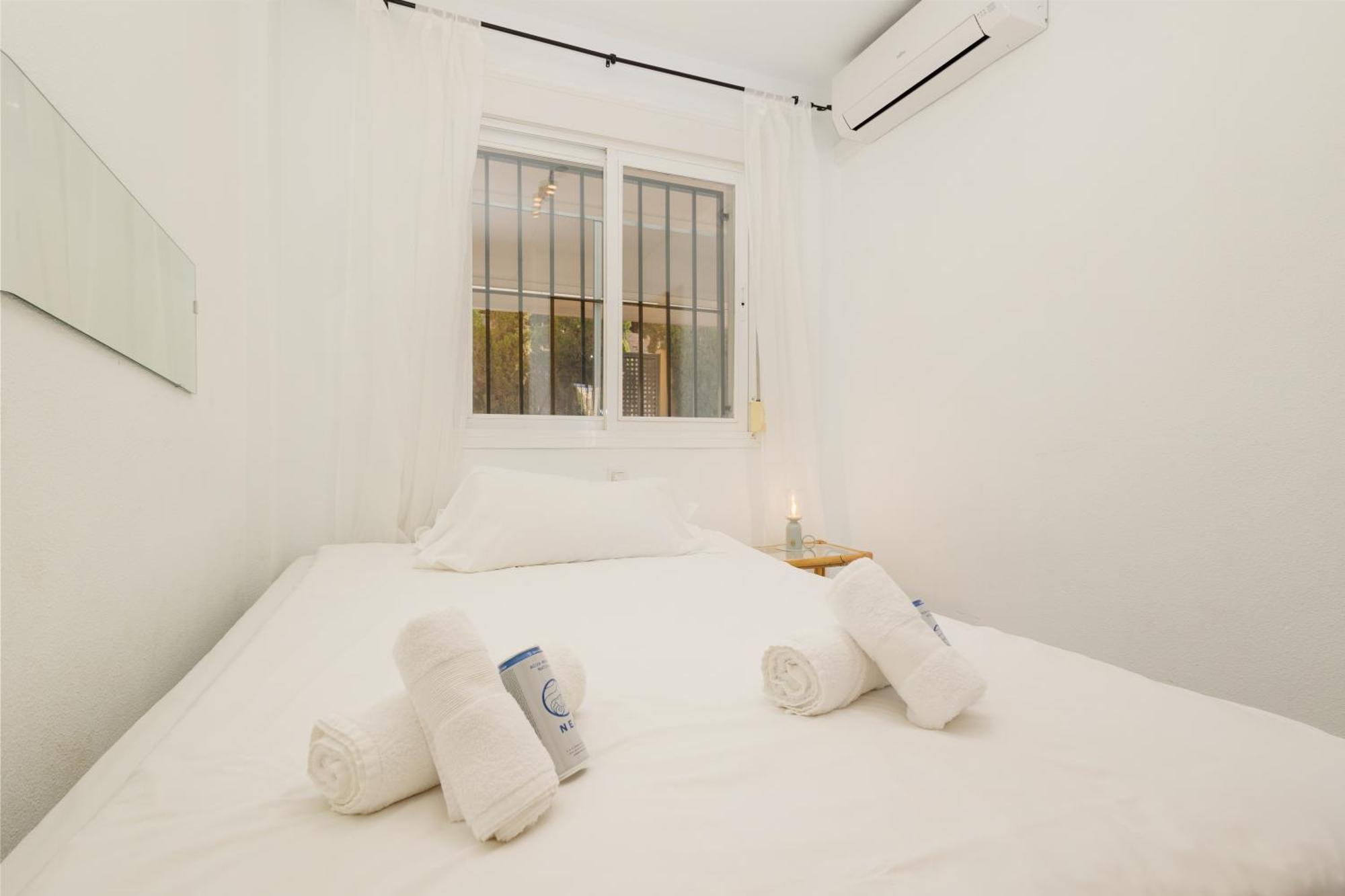 Beautiful Townhouse Walking Distance To The Beach In Costabella, Marbellac Extérieur photo