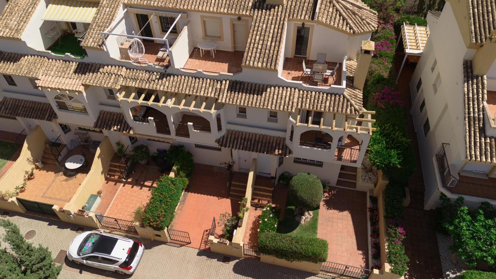 Beautiful Townhouse Walking Distance To The Beach In Costabella, Marbellac Extérieur photo